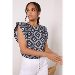 Evereve Oaklynn Geometric Eyelet Top